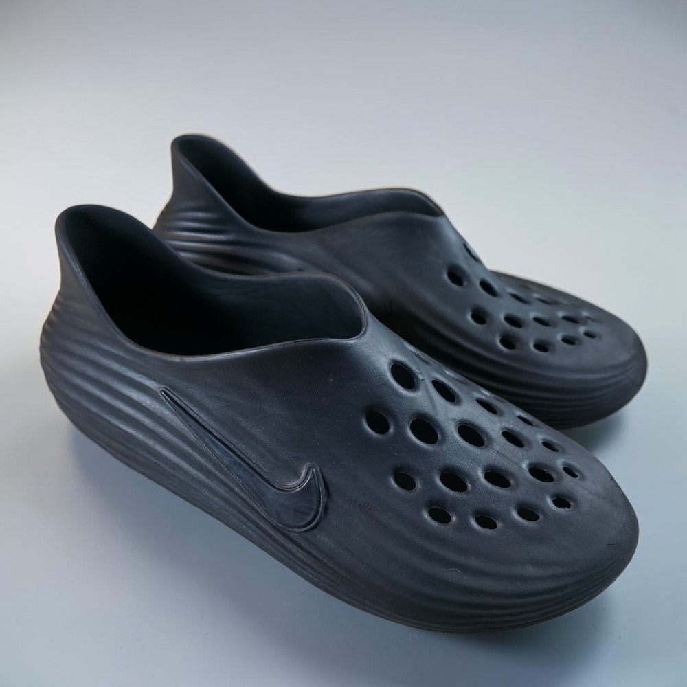 Nike ReactX Rejuven8 Men's Size 11 Triple Black Breathable Slip On Shoes Slides